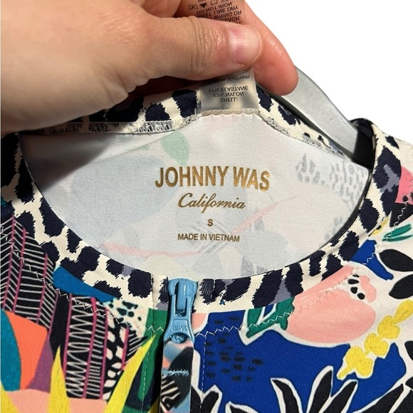 Johnny was Layla Surf Shirt - Picture 4 of 6